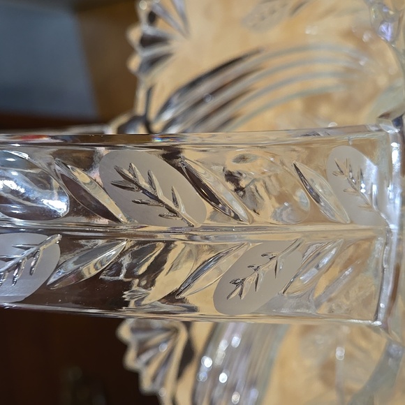 Glass Basket - Picture 2 of 7